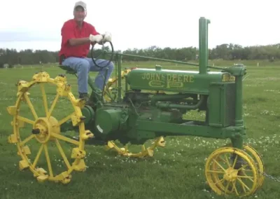 Lawrence Eisner Auctions Gallery